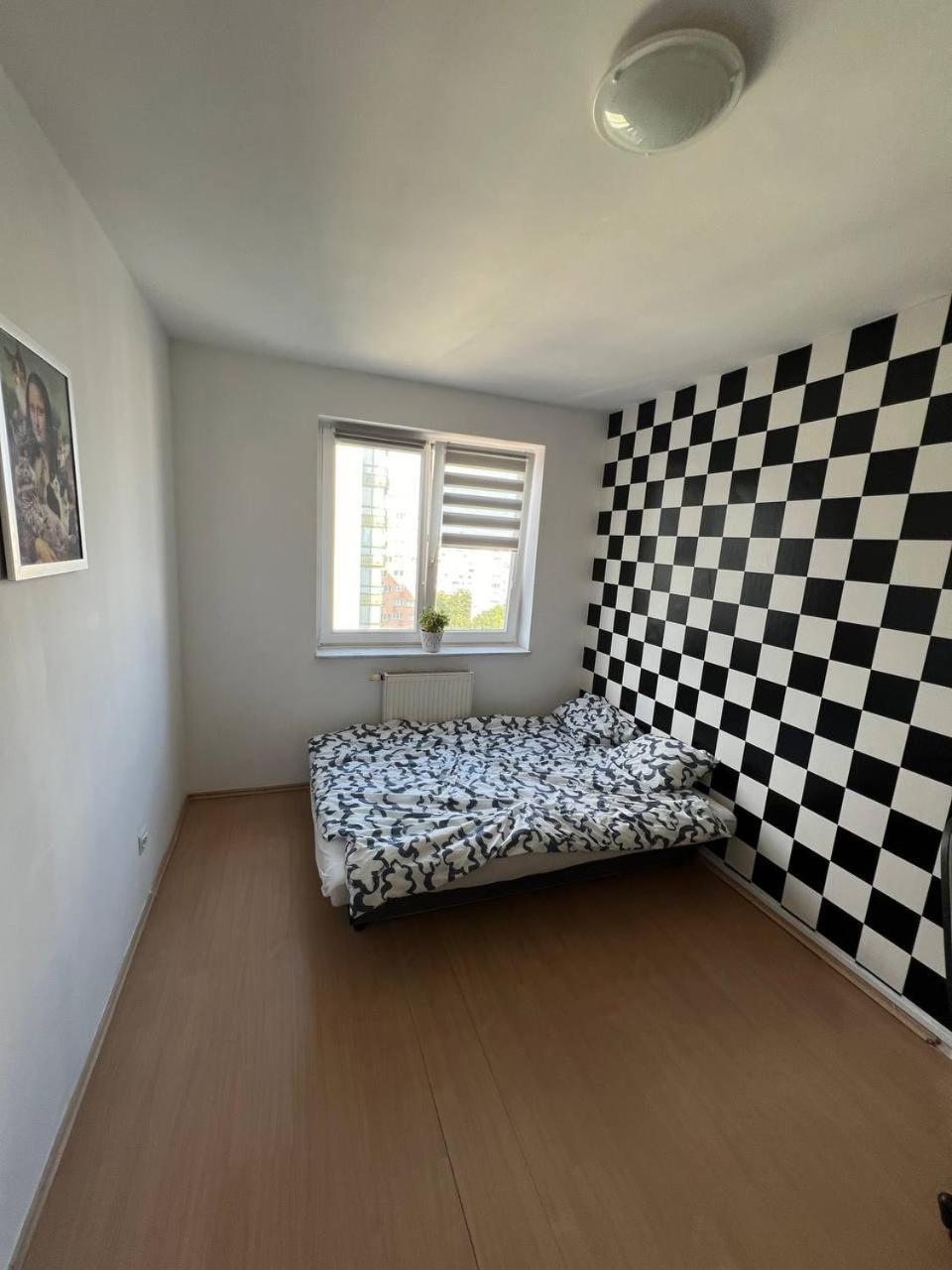 Hostel „U Sashka” Warszawa Zewnętrze zdjęcie