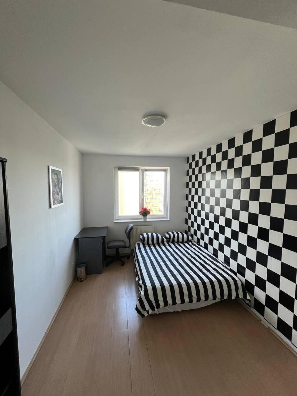 Hostel „U Sashka” Warszawa Zewnętrze zdjęcie